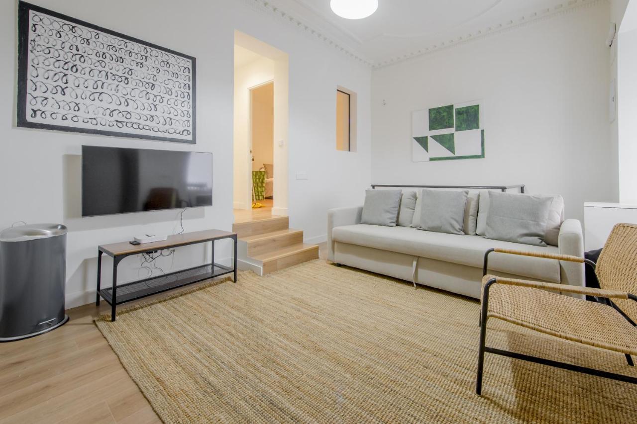 마드리드 Modern Apt & Cool Interior Design En El Retiro 아파트 외부 사진
