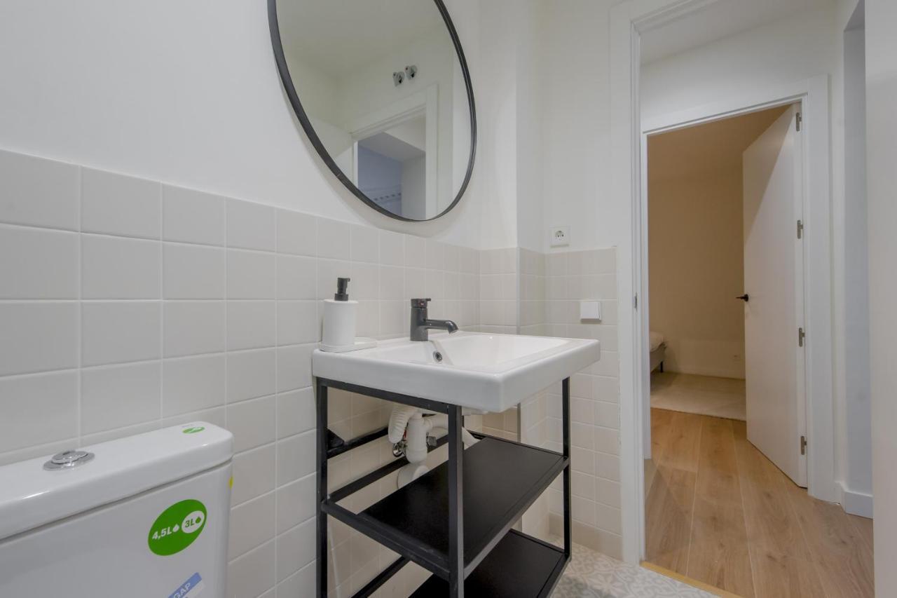 마드리드 Modern Apt & Cool Interior Design En El Retiro 아파트 외부 사진