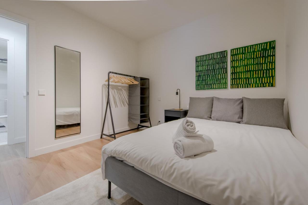 마드리드 Modern Apt & Cool Interior Design En El Retiro 아파트 외부 사진